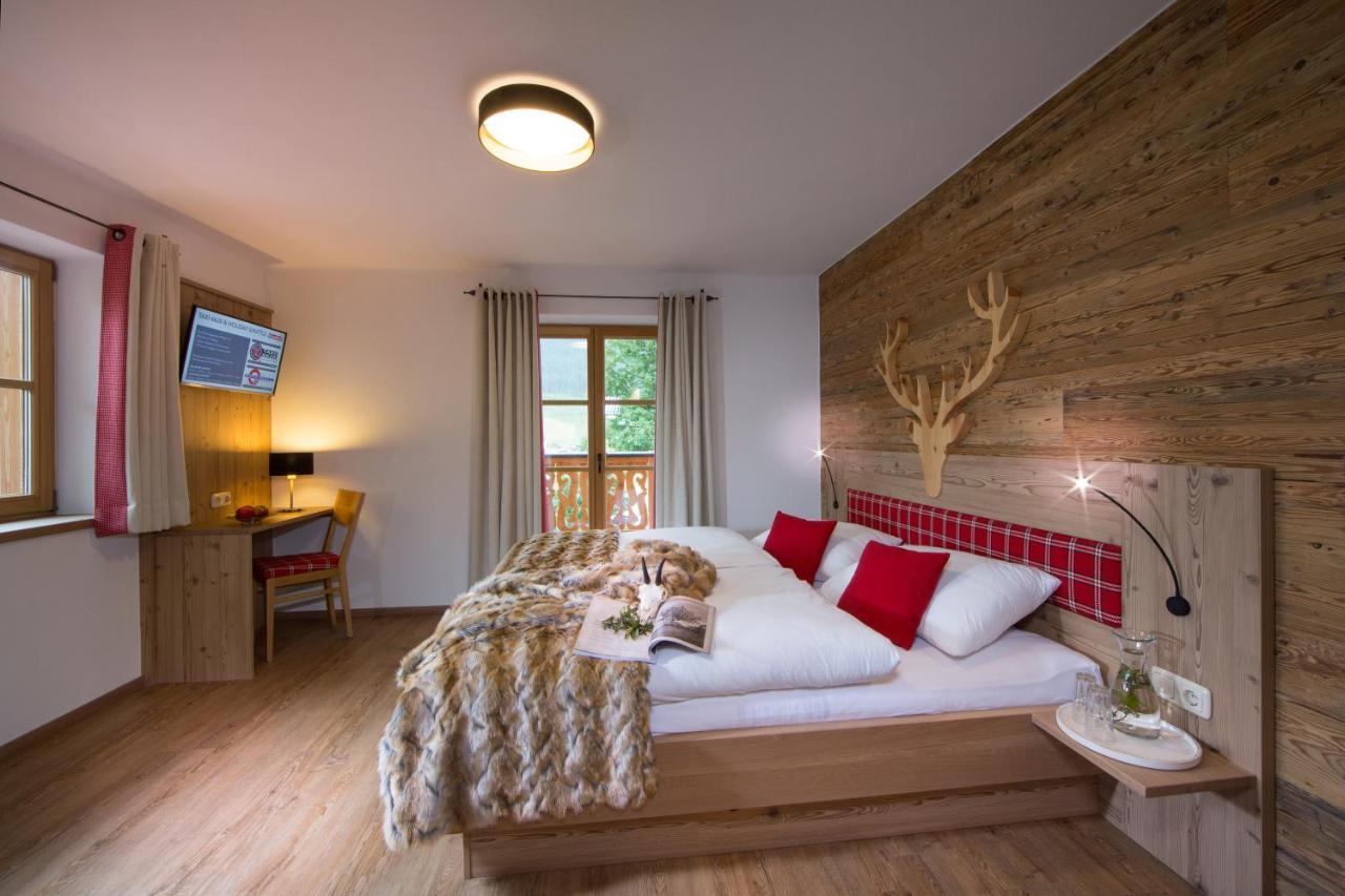 Deluxe five-bedroom Chalet Sauna,754184881:JPEG
